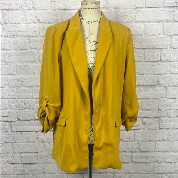 Tahari Jackets & Blazers - Tahari Mustard Open-Front Blazer Jacket